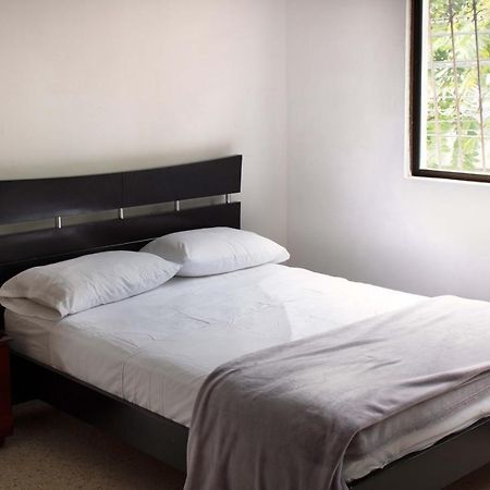 Apartamentos Limonar Cali Exterior photo